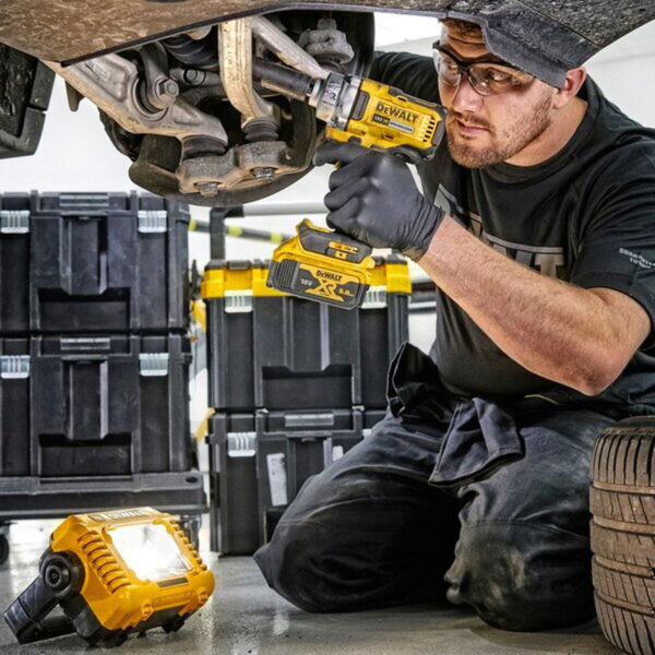 Światło robocze Dewalt DCL077-XJ - obrazek 6