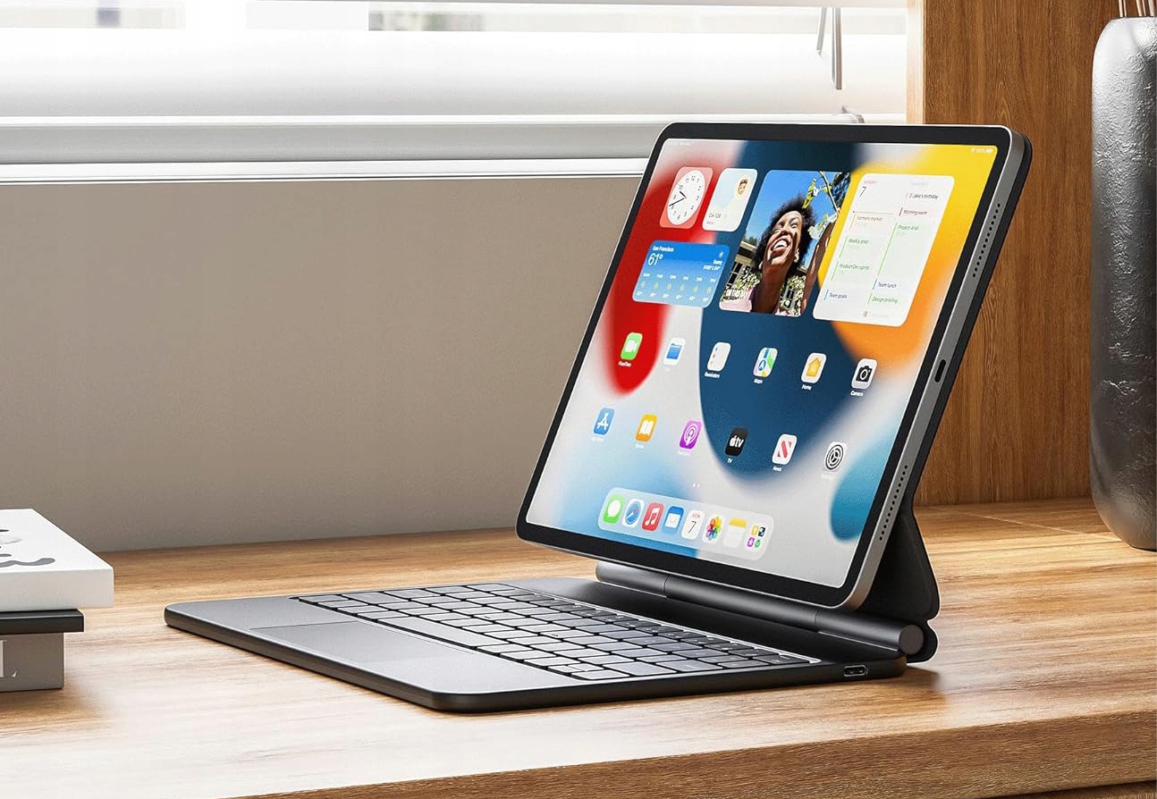 Klawiatura Earto do iPad Air 11 2024 (M2) QWERTY, 7 kolorów, Powystawowy - obrazek 8