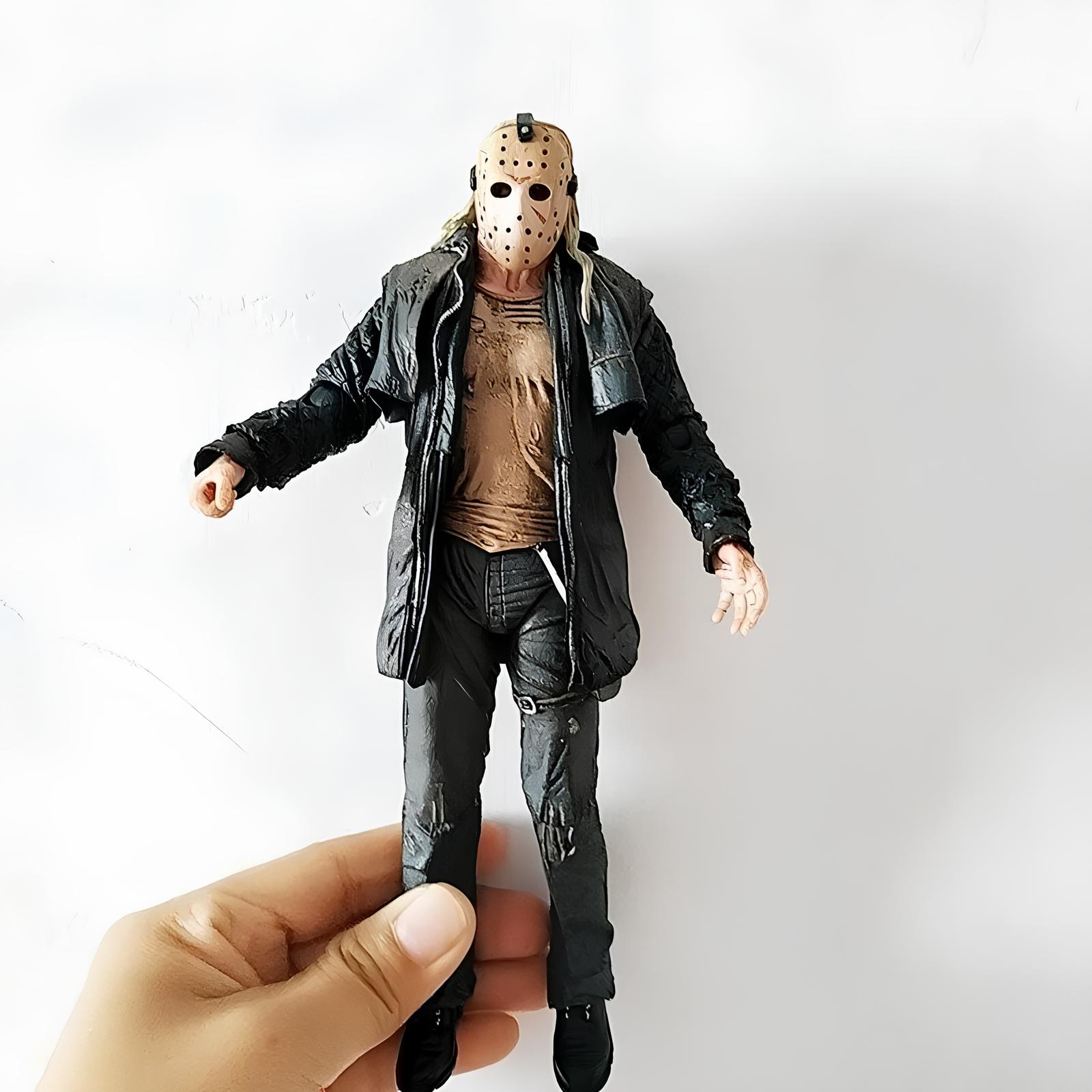 Figurka Jason Voorhees Piątek 13-go 18 cm kolekcjonerska figurka kultowego bohatera horrorów - obrazek 4