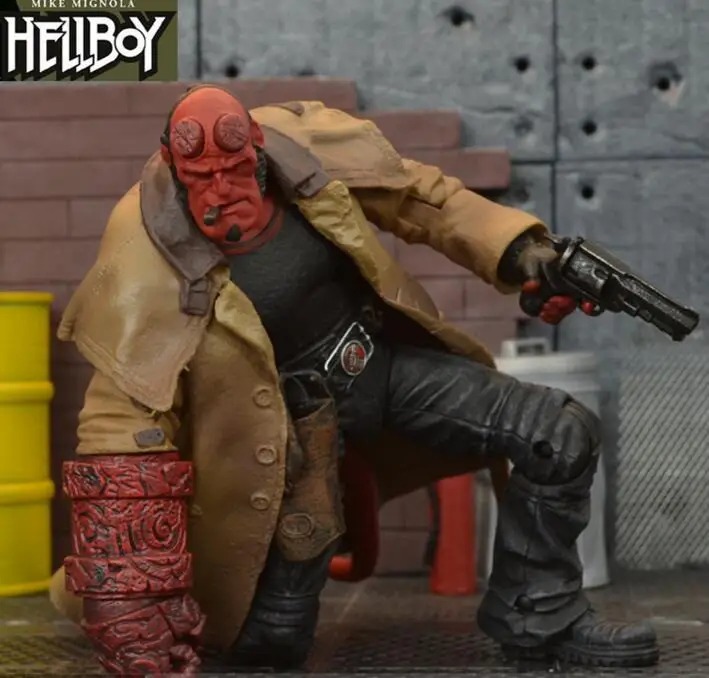 Figurka Hellboy Ron Pearlman 18cm ruchoma Hellboy 2 - obrazek 4