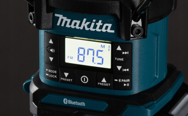 Akum. radio z lampą i latarką XGT® MAKITA - obrazek 8
