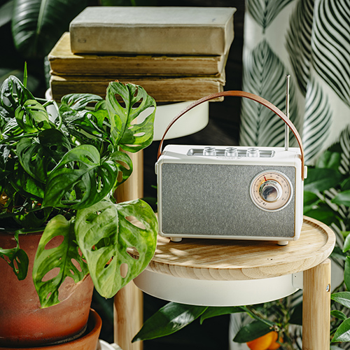 CR 1902 White Radio FM z Bluetooth - USB-c - obrazek 6